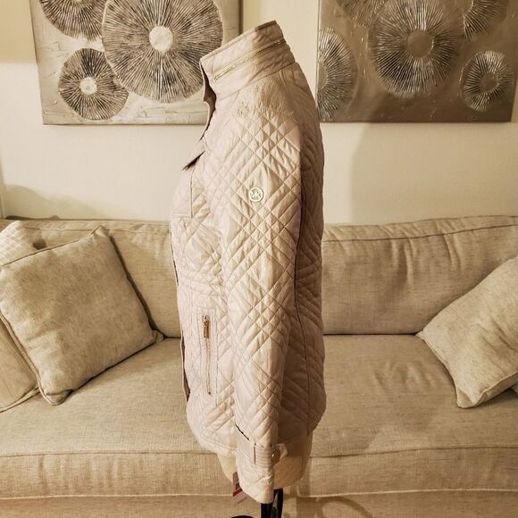 Michael Kors Missy Quilted Anorak Jacket - Picture 7 of 14